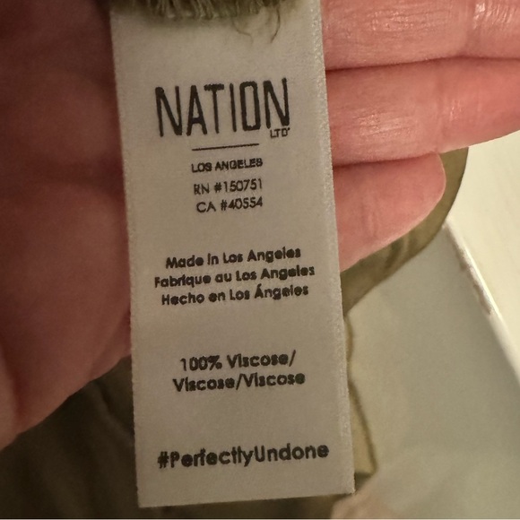 Nation silky green jumpsuit - Picture 10 of 10